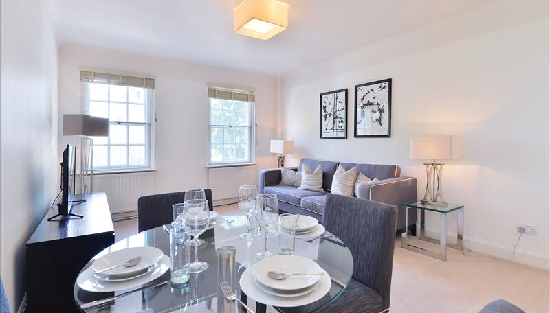 2 bed property in 145 Fulham Road, London